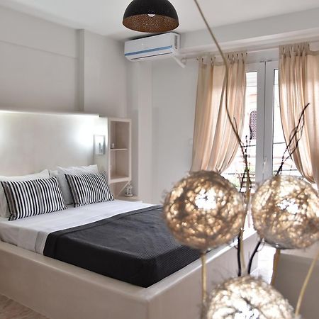 Kyma Studios And Suites 艾斯普罗瓦塔 外观 照片